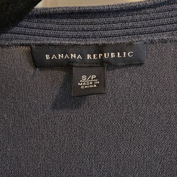 Banana Republic Ladies Shrug - Picture 2 of 4